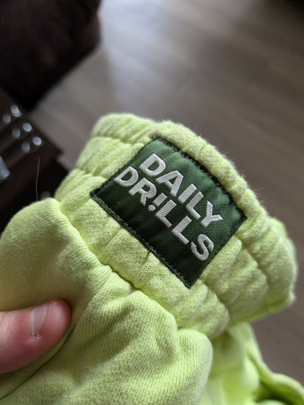 Daily Drills shorts size XS/SM lime green - Picture 4 of 5